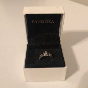 Pandora crown ring